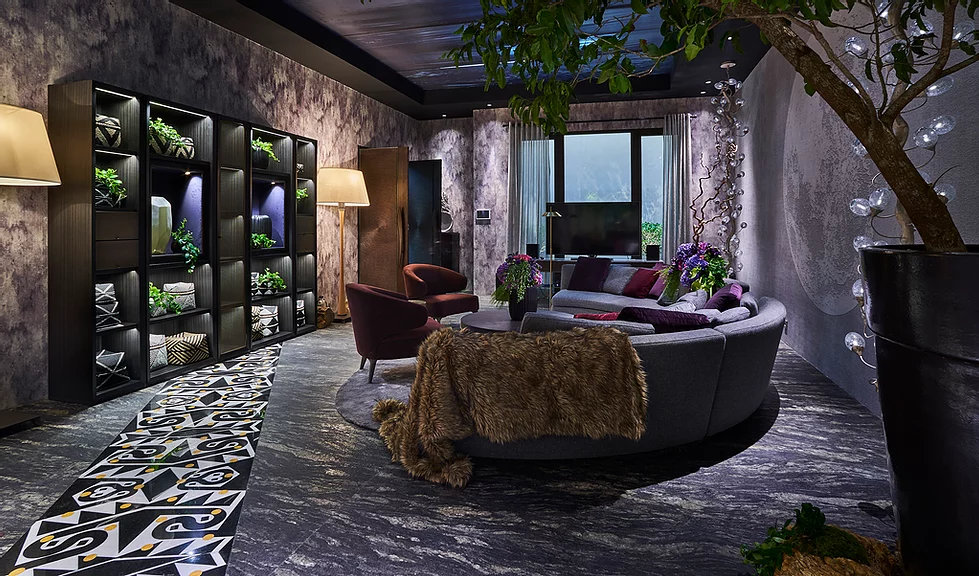 Inspirasi Penggunaan Marmer untuk Ruang Keluarga Mewah