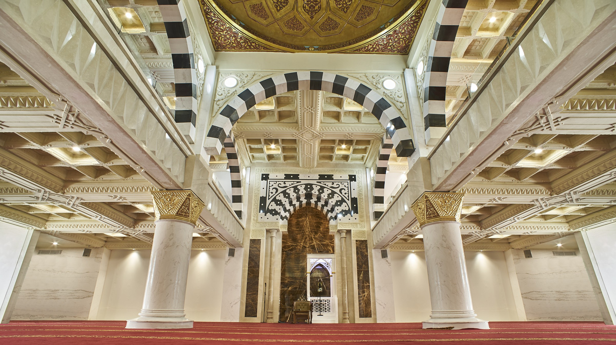 Indoor Wall & Columns